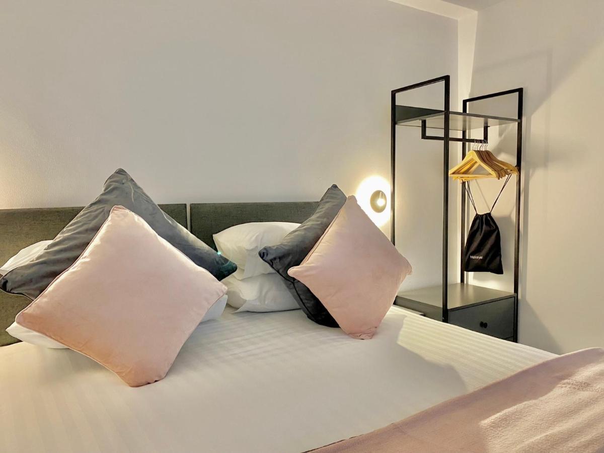 Eden Retreats Serviced Apartments Моркам Экстерьер фото
